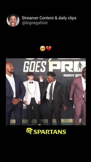 Streamers Clips | 🥹💔 the popular American streamer known for his energetic personality and viral moments, recently made waves during his visit to China. His... | Instagram