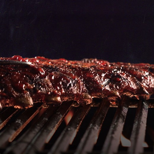 Chef Jen & Fire Masters own Dylan Benoit are sharing how to grill the perfect steak. tune into Fire Masters on @FoodNetworkCanada for more flame-grilled goodness. | Montana's BBQ