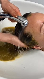 Remember when your hair was soft, shiny, and full of life back in your 20s? You can have that again — naturally. Over the years, hair can lose its vitality from chemical treatments, frequent coloring, and exposure to harsh ingredients. What was once silky and radiant may now feel dry, dull, or brittle. That’s where 𝐇𝐞𝐫𝐛𝐚𝐭𝐢𝐧𝐭 comes in — with a complete care system designed to bring your hair back to life. From 𝐛𝐨𝐭𝐚𝐧𝐢𝐜𝐚𝐥 𝐬𝐡𝐚𝐦𝐩𝐨𝐨𝐬 𝐚𝐧𝐝 𝐜𝐨𝐧𝐝𝐢𝐭𝐢𝐨𝐧𝐞𝐫𝐬 that nouri