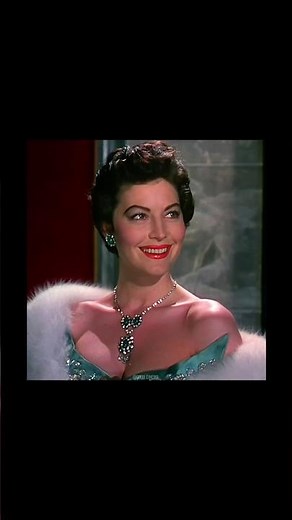 Ava Gardner in The Barefoot Contessa (1954) dir. Joseph L. Mankiewicz 🌟