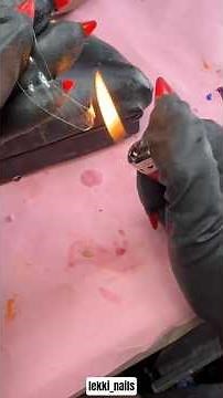 ASMR crazy nails (no glue needed)