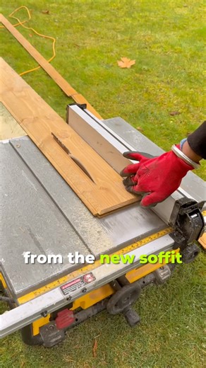 Wood Soffits Repair #construction #inspiration #exteriordesign #siding