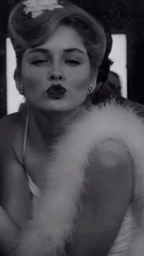 72K views · 261 reactions | Sharon Stone in big-screen debut, “Stardust Memories”, 1980 #sharonstone #1980s #80s #goodoldmovies #bigscreendebut | Good Old Movies | Facebook