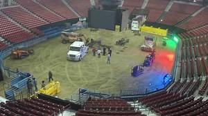 Thomas & Mack transformed from UNLV basketball to NFR — VIDEO