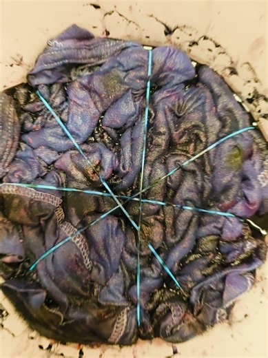 Mystery Dye Reveal: Retrograde Inspired Tie-Dye Techniques