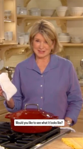 Martha Stewart on Instagram: "Save time and kitchen space with simple one-pot meals that deliver on deliciousness but never the hassle of cleaning. Martha’s arroz con pollo is a satisfying dish that feeds a crowd with minimal mess. It’s made with bone-in fatty chicken thighs, pimiento-stuffed green olives, chopped tomatoes, saffron threads, and bay leaves. Get the recipe at the link in our bio."