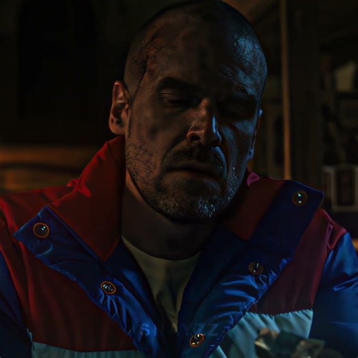 Aura farming at it’s peak 🔥 | #strangerthingsedit #strangerthings5 #hopper #shorts #jimhopper