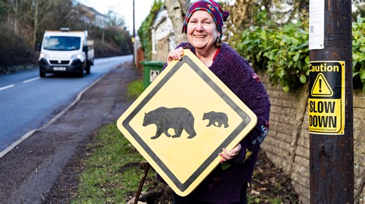Woman installs fake 'bear warning' signs outside her home to trick drivers into slowing down