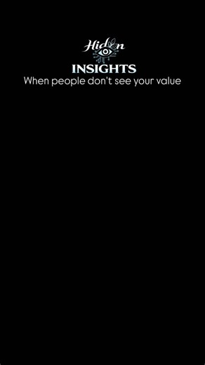 Hidden Insights on Instagram: "The “Smile Preload” Effect That Has Gen Z Questioning Whether Their Face Is Running Beta Software 4 There’s a trend blowing up called the Smile Preload Effect, and it’s making people feel like their expressions are running a few frames ahead of reality. The challenge is easy: record yourself talking or reacting naturally. When users slow the footage down, they’re noticing a tiny moment where the corners of their mouth lift before the rest of their face joins in - l