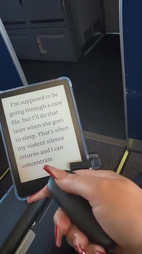 IYKYK 😜 recently had become so addicted to my Kindle and my dark romance books that it’s become a part of my personality. So clearly on all my vacation this summer, I had to take it up a notch, and these were the best Amazon finds to make my Kindle experience, phenomenal while traveling! Comment A784 and I’ll send you all the boujee Kindle girlie starter pack ❤️ | Brenna Novello