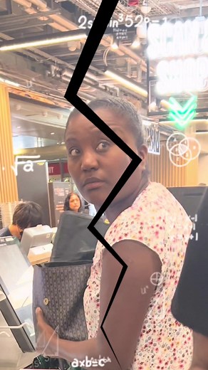 Scanning items while people are checking 😅 #prank #foryou #foryoupage #funny #comedy #comedia #viral