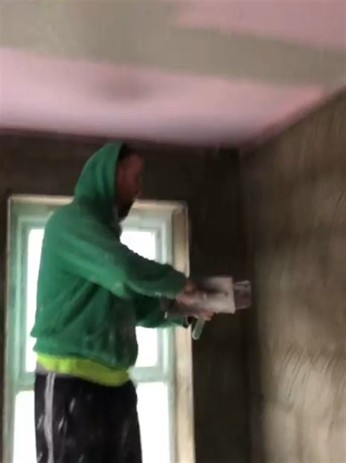 plasterer applies plaster to ceiling fire proof plaster board gupsum finishing plaster. plasteter is on stilits applying finish coat plaster to ceiling by hand via hawk n trowel #skimming #fyplastering #tiktokplastering #celiling #plasteringlife more full plastering and rendering videos can be found on our youtube channel mac plastering