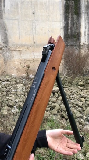 Hatsun￼s spring loaded shooter is really awesome at shooting water bottles🪵🎯