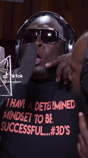 > Tony Curtis & Jigsy King