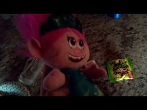 COOKING WITH POPPY (lunchables hot dogs)