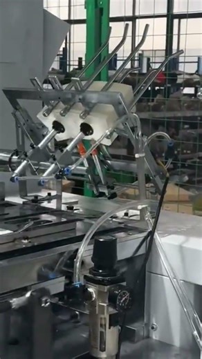 making packaging made from paper that is shaped to be used as a food container