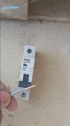 How to Connect a Cable to a Breaker Safely – Step by Step