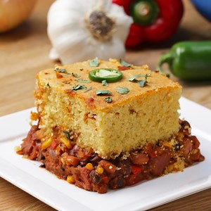 This chilli cornbread casserole is perfect ✨ RECIPE: https://tasty.co/recipe/veggie-chili-cornbread-casserole | Tasty UK
