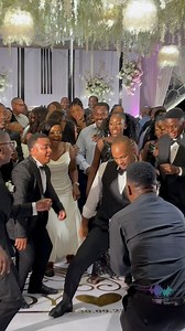 When the DJ’s understand the assignment!!💃🏾🕺🏾 @soundwave making sure your wedding vibes are lit🔥 Your guests will not want to stop dancing Congratulations Tendy & Kris Contact 263 77 552 5138 or DM @soundwavezim to book your memorable PROFESSIONAL experience ✨ Soundwave your sound partner! #soundwave #zimweddings #zimweddingsonpoint ##tendyandkris #weddinginspiration #rudorwedu #zimbrides #weddingplanner #africanwedding #planmywedding #venueumwinzii #zimweddingvenues #weddingseason | Zimwed