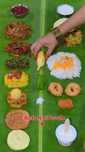 Sabbella Chetana on Instagram: "any item missing?🤔 దీపావళి ఆంధ్రా భోజనం😋 : Diwali Andhra Meals | Deepavali Andhra Meals | Pure Veg Meals | Pure Veg Thali | Pure Veg Lunch | Diwali 2025 Festival | Deepavali Pandaga 2025 | Banana Leaf Meals | South Indian Food | Homemade Recipes | Chetana Foods --- 🚫 VIDEO REPOST NOT ALLOWED 🚫 WE WILL SEND COPYRIGHT NOTICE IF YOU COPY 🚫 --- ★★ REQUEST ★★ Kindly SUBSCRIBE to 'CHETANA FOODS' Channel on YOUTUBE & INSTAGRAM. * D
