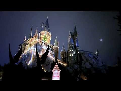 Show de Luces nocturnas en el castillo de Hogwarts de Harry Potter, Universal Studios Orlando.