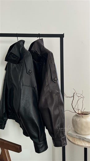 Jasmine Look on Instagram: "Votre look préféré ? 🗯️ #tenueoftheday #modestoutfit #outfitideasforyou #newco"