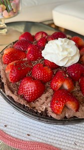 This No-Bake Chocolate Pudding Strawberry Pie is the ultimate easy dessert when you want something impressive without turning on the oven. 🍽️ here’s the recipe: https://www.stephreallife.com/no-bake-strawberry-chocolate-pudding-pie/ 📌 Save this video for later 📲 Follow along so you don’t miss any recipes! 🌟 I would greatly appreciate it if you could take a moment and leave a 5 star ⭐️ review on my blog! Valentines desserts, chocolate pudding pie, no bake desserts | Stephanie Gigliotti
