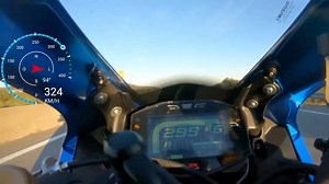 Suzuki GSX-R 1000R Top Speed 330 km/h 🥶 #SuzukiMotorcycles #suzuki #suzukigsxr #suzukigsxr1000 #suzukigsxr1000r #GSXR1000R #gsxr1000 #sportsbike #sportsbikelife #superbikes #nakedbike #motorcycle #motorbike #motorsport #Bigbike #topspeed #dragracing #dekumochizuki | Deku Mochizuki
