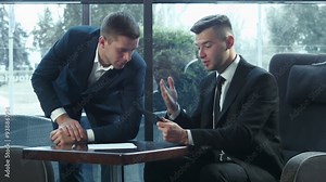 Presentation of the business plan using the touchpad