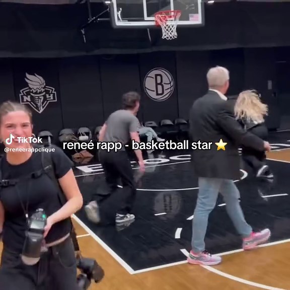 Reneé Rapp: Team Player on the Basketball Court