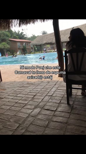 Carnaval Santa Cruz 2025: Espuma y Alegría a Tu Alrededor