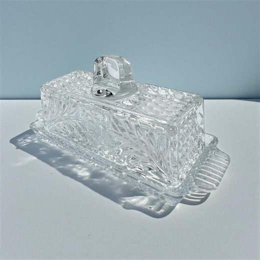 Vintage Crystal Butter Dish With Lid – Elegant Dinner Table Decor – Clear Crystal Serveware – Cottagecore Housewarming Gift - Etsy