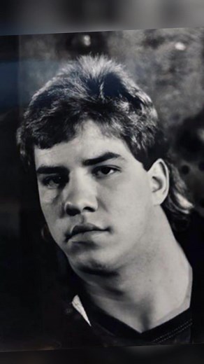 Tommy The Machine Gunn (Rocky V )#tommymorrison #iamtommymorrison #tommygunn #rocky5 #rocky #slystallone #sylvesterstallone #boxing #boxingtiktok #lefthook #boxinglegend #boxinghistory #boxingtok #boxing90s