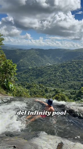 Joshua Díaz on Instagram: "Infinity Pool 📍 El Yunque Para los que realmente les encanta la aventura esto es de lo mejor que he hecho en Puerto Rico y tienes que ir a verlo. 🚨Ojo, es bajo tu propio riesgo, es un lugar peligroso y debes de medir siempre el riesgo. Después de 3 horas en el monte el hambre aprieta y gracias a @fabricadelsaborpr con los lunch to go de @starkisttunaofficial siempre ando ready y con energía 💪🏾 #puertorico #elyunque #infinitypool #naguabo