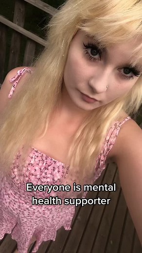 Miss Melissa (@xmissmelissaxx)’s videos with Running away is easy - Andy