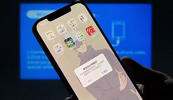 Amazon.com: Mini Projector for Cell Phone, Ultra-Small Portable Home Mini USB Projector with Remote Control for Phone, 1080p Hd Projetor Led Home Media Movie Projector for Office Outdoor : Electronics