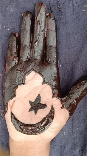 Eid Mubarak mehandi design moon 🌝 #youtubeshort #mehndi #hennadesigns #art #shorts #viral