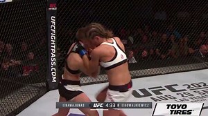 118K views · 2.1K reactions | FREE FIGHT! Watch as Karolina...