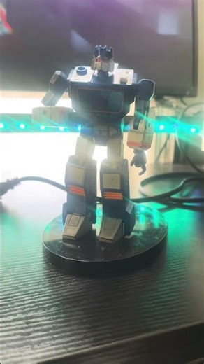 Transformers R.E.D Soundwave (Review) (Repainted)