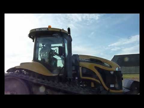 cat challenger mt765c under full load.