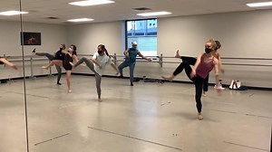Contemporary/Modern Dance is offered several times each week. Basic level to intermediate. Sign up for a class! https://balletaustin.org/dance-fitness/calendarsectiondance-fitness/ #contemporarydance #dance | Ballet Austin's Butler Center for Dance & Fitness | Facebook