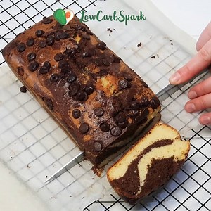 This Keto Marble Pound Cake is a low carb bread that’s super moist, buttery, and holds up well. Only 2g net carbs! Get the full recipe: https://www.lowcarbspark.com/keto-marble-cake/ 👉✅Keto For Fat Loss Meal Plan here: https://shop.lowcarbspark.com/keto-for-fat-loss/ | Low Carb Spark