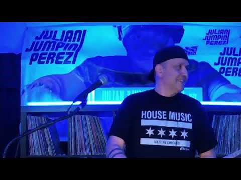 Julian Jumpin Perez -The first Facebook live! - Chicago House Music