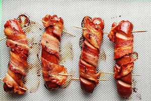 5.8K views · 86 reactions | Make these bacon wrapped hot dogs anyway you like! I give tips on getting the bacon nice and crispy ✅ Recipe: https://jenniferbanz.com/bacon-wrapped-hot-dogs-aka-danger-dogs | Low Carb Recipes with Jennifer | Facebook