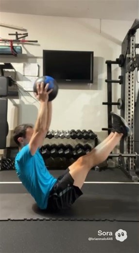 Core . How to do a medicine ball v up