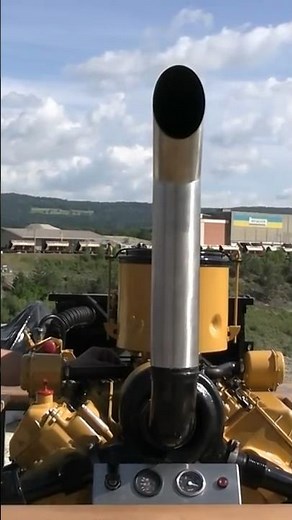 Revving CAT V8 Turbo Diesel Engine