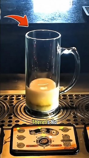 The Glass That MAGICIALLY Fills From the Bottom!#science #shorts