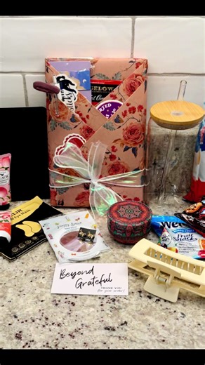 Discover the Perfect Book Gift Box for Any Budget