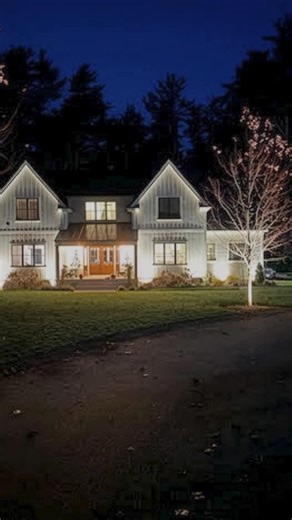 Arbortech Trade on Instagram: "Slicing through turf and dirt like butter 🧈 Looking for a good, safe, clean and easy way to do some lighting around your home? With the Arbortech ALLSAW BA200X it couldn't get any easier! 💪 For more info, click the link in our bio or send us a DM! . . . #trade #landscapes #landscaping #turf #propertymaintenance #turfcutting #turfmaintenance #retic #wiring #dirt #ingroundlighting #inground #tradie #jobdone #golfcourses #turfinstallation #cleanresults #efficient #d