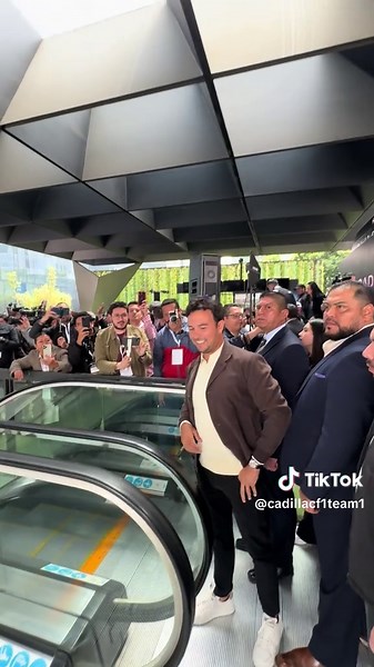 Experience Formula 1 in Mexico: Checo Perez and Cadillac